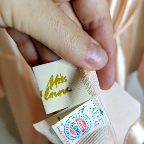 Vintage miss Elaine 60/70 Union satin long robe with nightgown sz M - Picture 8 of 15